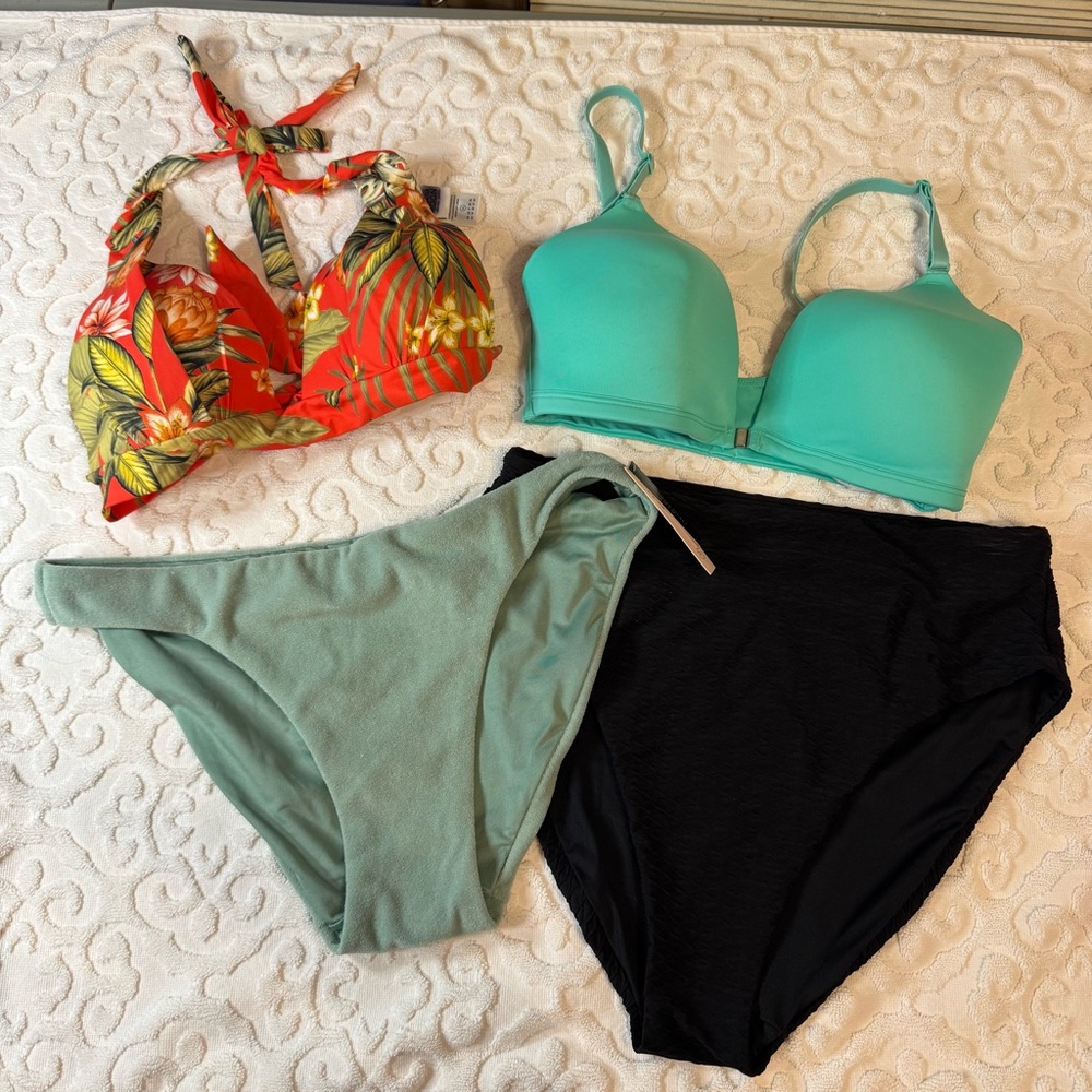 New Bundle 2 Victoria’s Secret Swim Bikini 4 pieces XL 34D L Tropical